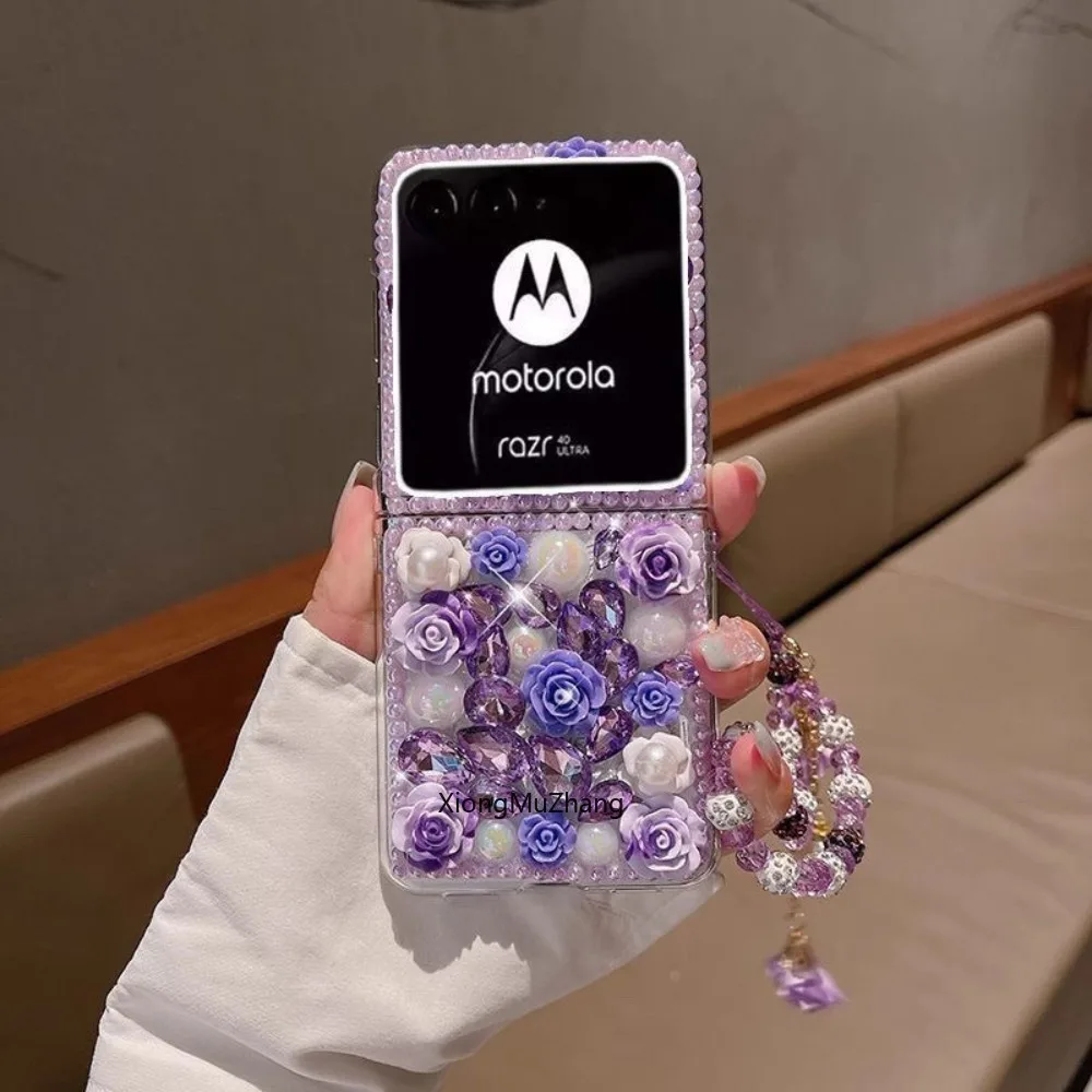 For MOTO Razr60 Ultra Unique Luxury Pearl Diamond Flower Wrist Bracelet Strap Phone Case Cover for MotorolaMoto Razr 50 40 Ultra
For MOTO Razr60 Ultra Unique Luxury Pearl Diamond Flower Wrist Bracelet Strap Phone Case Cover for MotorolaMoto Razr 50 40 Ultra