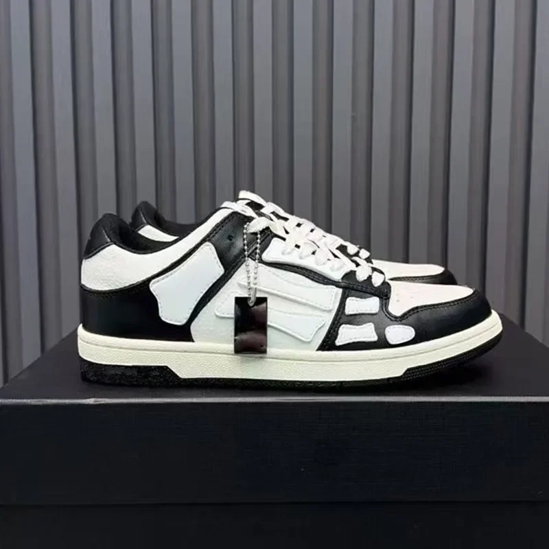 Spring and Autumn Men's Trendy Brand Breathable Casual Shoes Korean Edition Genuine Leather Couple Board Shoes
Spring and Autumn Men's Trendy Brand Breathable Casual Shoes Korean Edition Genuine Leather Couple Board Shoes
