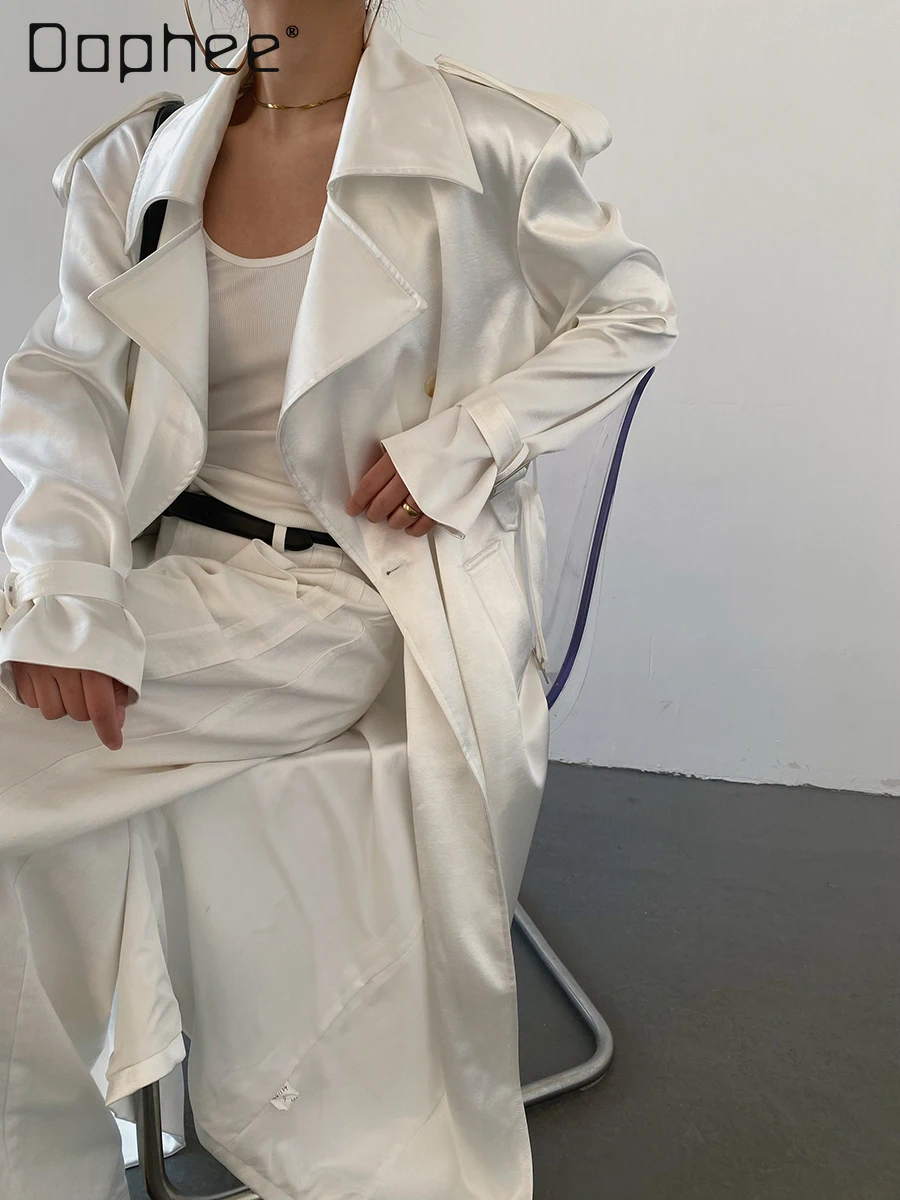 Commuter Style Retro Satin Double-breasted Strap Trench Coat Women High Sense Simple Classic Style Fashion Long Trench Coat
Commuter Style Retro Satin Double-breasted Strap Trench Coat Women High Sense Simple Classic Style Fashion Long Trench Coat