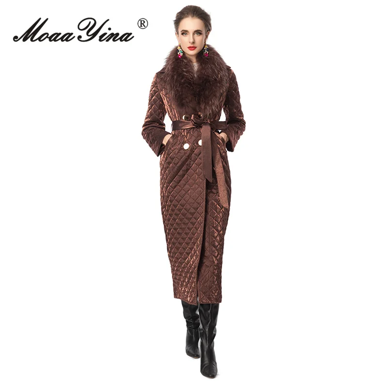 MoaaYina 2025 autumn and winter women's fashion big fur collar double row button long sleeved warm and cotton long coat
MoaaYina 2025 autumn and winter women's fashion big fur collar double row button long sleeved warm and cotton long coat