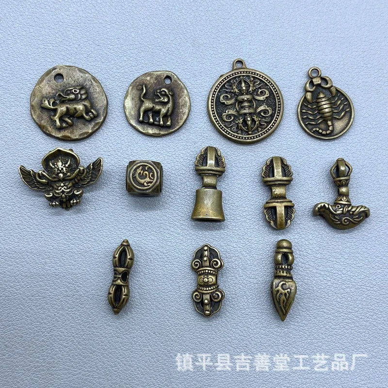 Tibetan Style Small Element Pendant Accessories Brass Pestle Cultural Play Bracelet Accessories Big Peng Bird Scorpion Copper Pe
Tibetan Style Small Element Pendant Accessories Brass Pestle Cultural Play Bracelet Accessories Big Peng Bird Scorpion Copper Pe