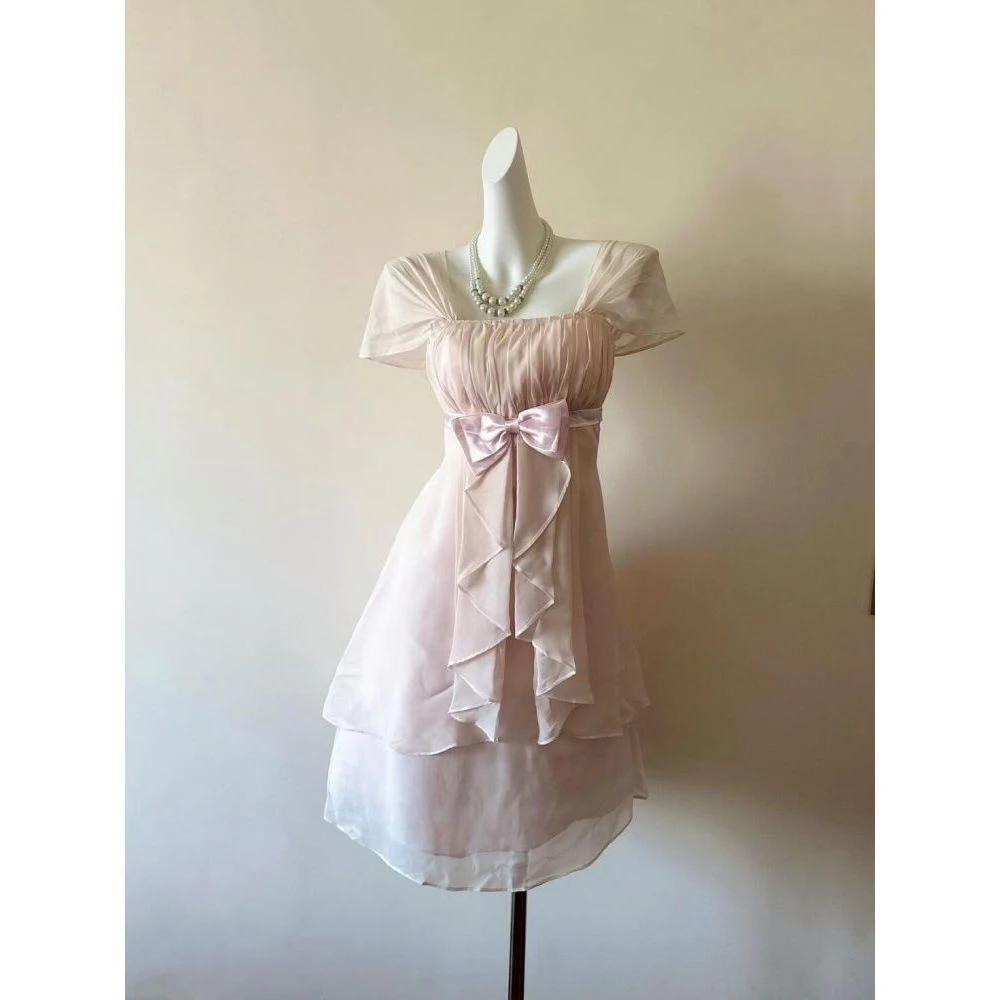 New Sweet and Elegant Dress for Women with Bow Design, Slim Fit Long Dress for Women, Unique Retro Casual Party Dress 2 Summer
New Sweet and Elegant Dress for Women with Bow Design, Slim Fit Long Dress for Women, Unique Retro Casual Party Dress 2 Summer