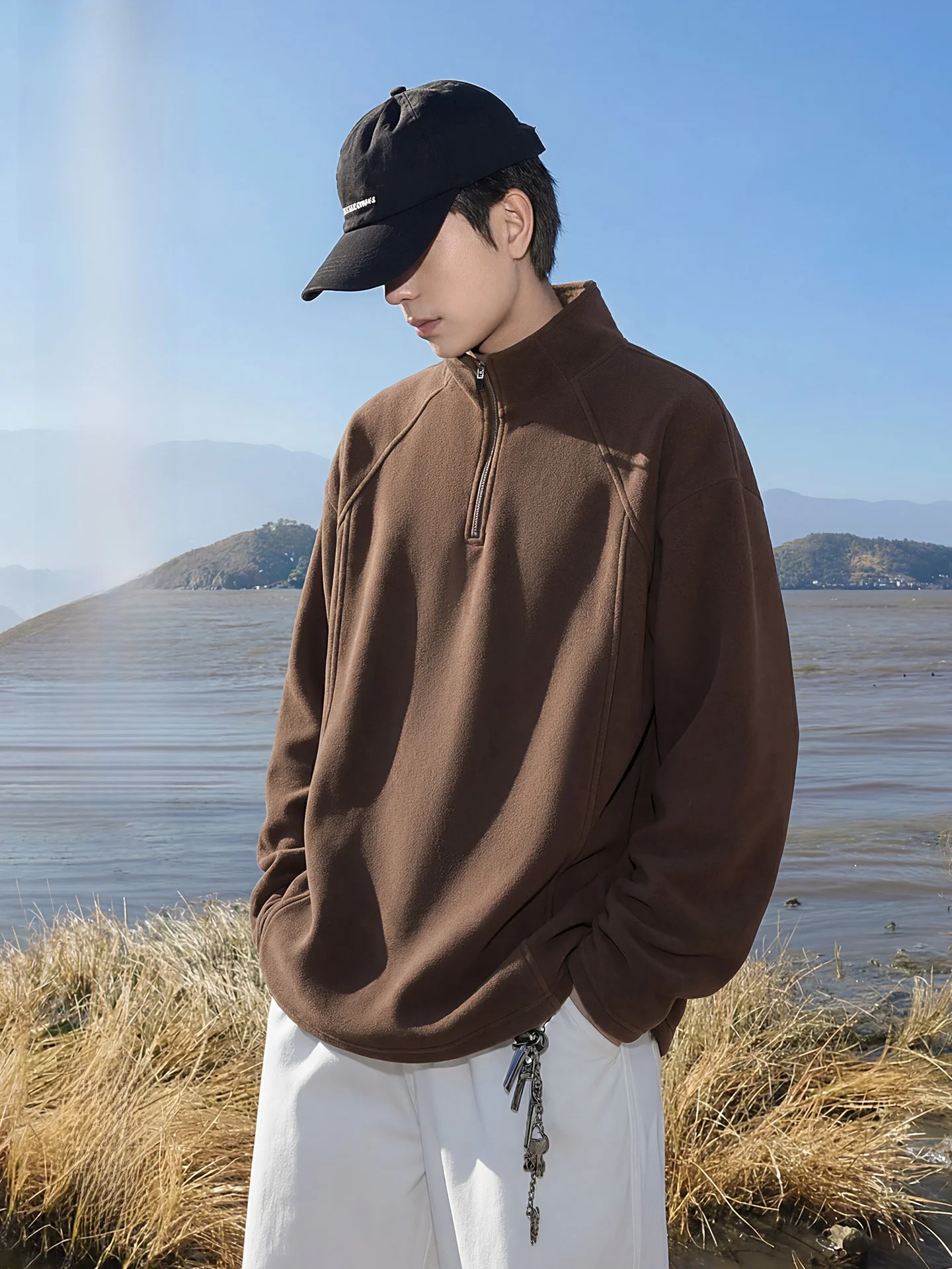 Зимняя теплая мужская футболка с длинным рукавом, на флисовой подкладке, с вставкой на плече и молнией, повседневная, для фитнеса
Зимняя теплая мужская футболка с длинным рукавом, на флисовой подкладке, с вставкой на плече и молнией, повседневная, для фитнеса