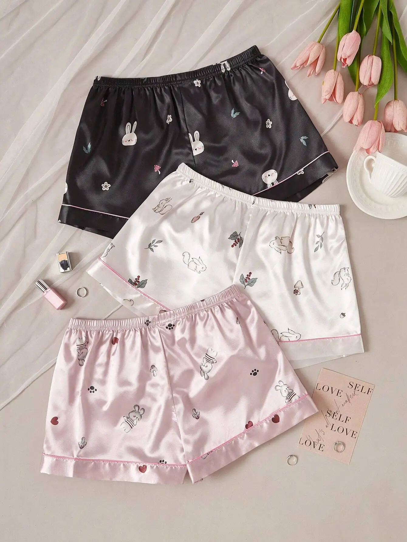 Комплект из 3-х шорт для сна из сатина с милым принтом животных для женщин
Комплект из 3-х шорт для сна из сатина с милым принтом животных для женщин