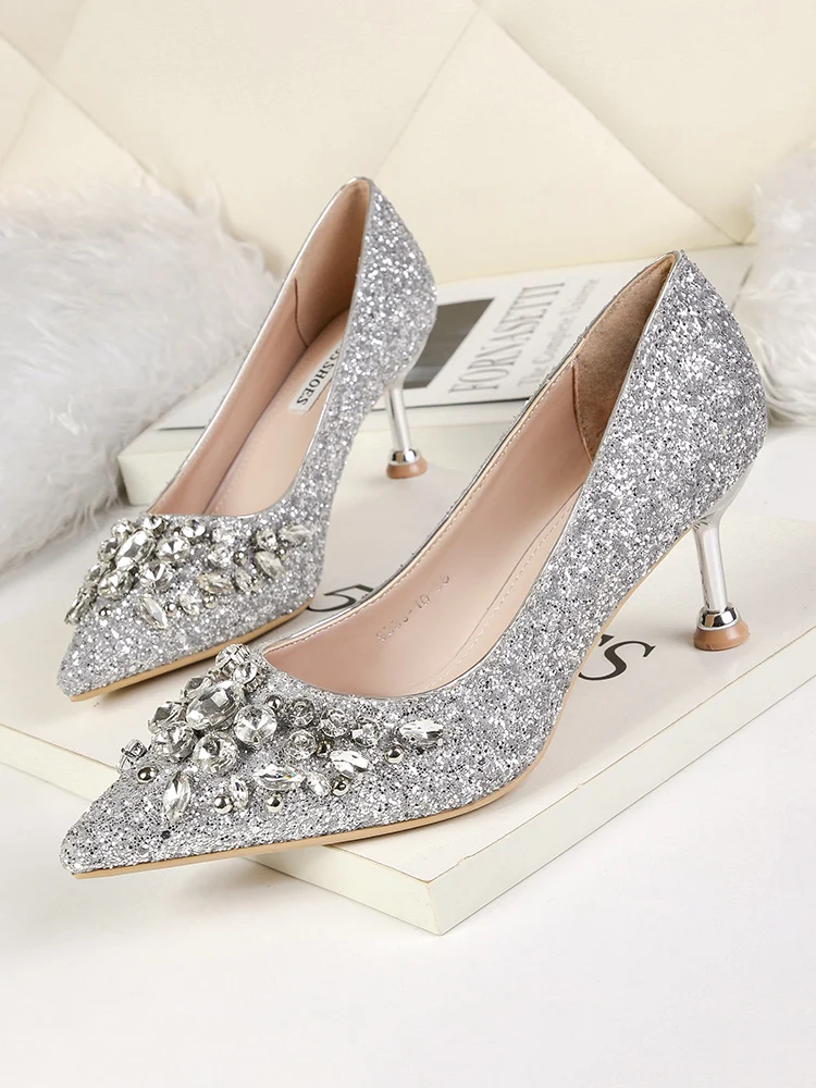 Rhinestone Diamond Wedding Shoes Women's Pointed Toe Sequins High Heels Stiletto Sandals Spring Summer Female Pumps Bling Shoes
Rhinestone Diamond Wedding Shoes Women's Pointed Toe Sequins High Heels Stiletto Sandals Spring Summer Female Pumps Bling Shoes