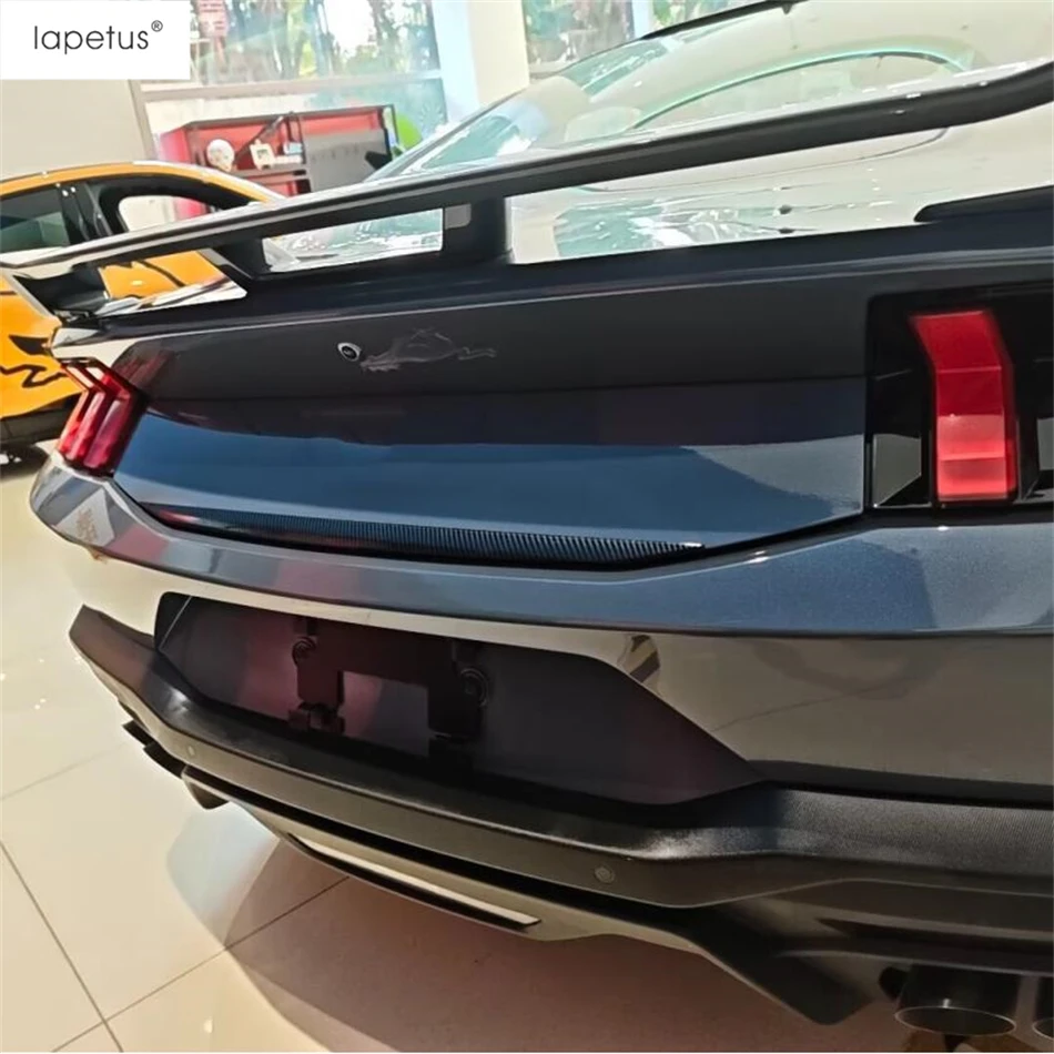 Задний багажник, задняя дверь, молдинг, край двери, накладка, Стайлинг автомобиля для Ford Mustang 2024 2025, аксессуары из АБС-пластика из углеродного волокна
Задний багажник, задняя дверь, молдинг, край двери, накладка, Стайлинг автомобиля для Ford Mustang 2024 2025, аксессуары из АБС-пластика из углеродного волокна