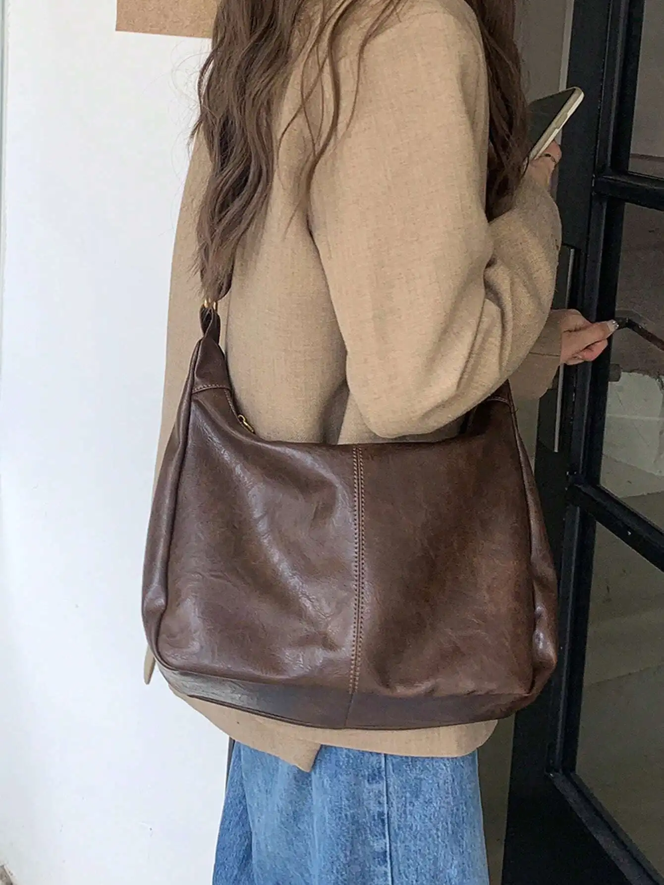 Maillard Retro Crossbody Bag For Women, Commuter & Casual Tote Purse, 2025 New Korean Fashion Versatile Large Capacity Shoulder Bag, Vintage Bag For Women, Street & Japanese Bag For Women , New Year
Maillard Retro Crossbody Bag For Women, Commuter & Casual Tote Purse, 2025 New Korean Fashion Versatile Large Capacity Shoulder Bag, Vintage Bag For Women, Street & Japanese Bag For Women , New Year