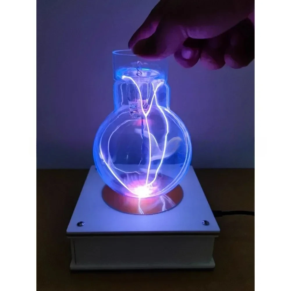 New Tesla Coil Vacuum Lighting Special Magical Cup Magic Prop Creative Lamp Stand Technology Toy
New Tesla Coil Vacuum Lighting Special Magical Cup Magic Prop Creative Lamp Stand Technology Toy