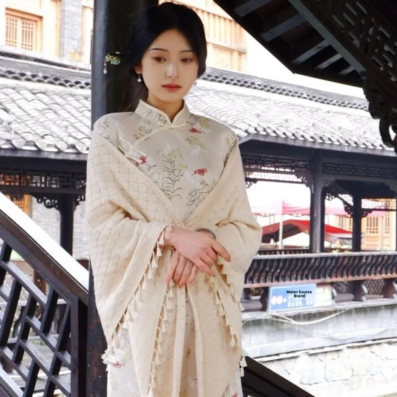 Spring Autumn Knitted Fine Yarn Shawl Women's Air Conditioner Outer Wrap with Button Tassel Yangjing Brand
Spring Autumn Knitted Fine Yarn Shawl Women's Air Conditioner Outer Wrap with Button Tassel Yangjing Brand