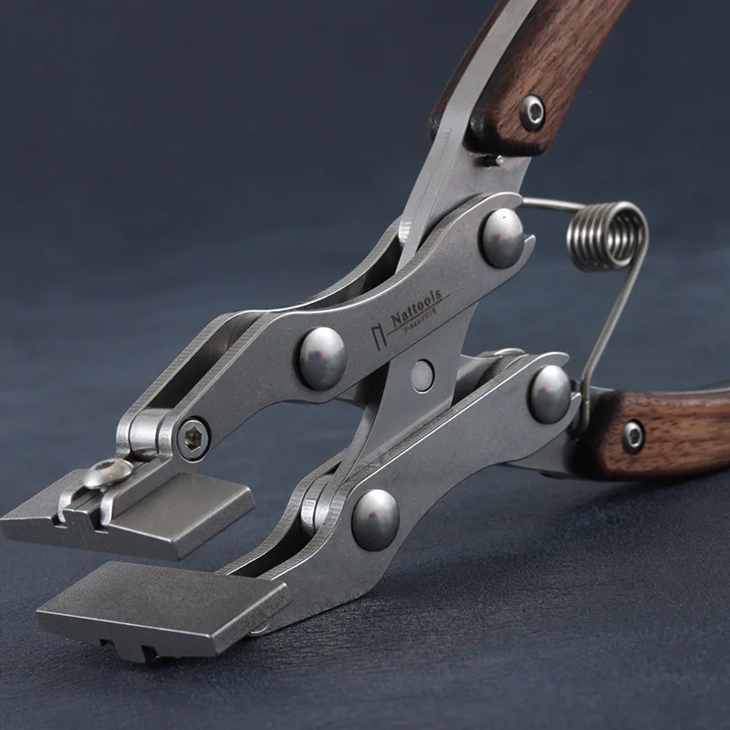 Nattools second generation cost-effective, flat-mouth pliers parallel pliers, handmade DIY leather jaw 38mm 350g
Nattools second generation cost-effective, flat-mouth pliers parallel pliers, handmade DIY leather jaw 38mm 350g