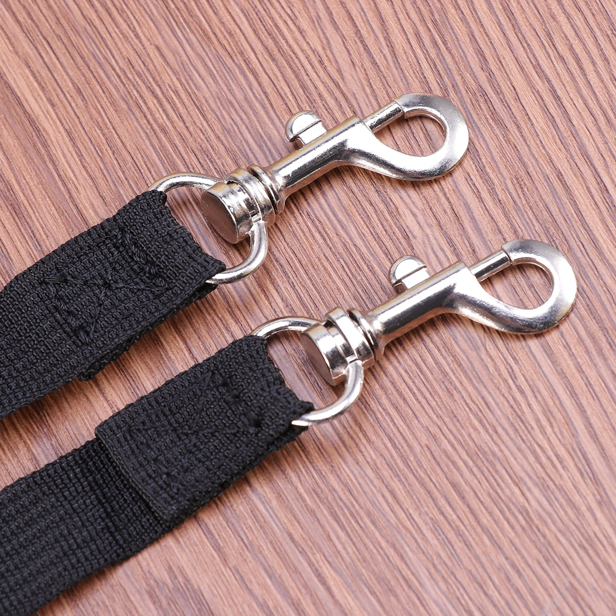 Dual Double Dog Leash Coupler No Durable Suits All Dog Walker and Trainer Leash Adjustable Splitter Lead (Black)
Dual Double Dog Leash Coupler No Durable Suits All Dog Walker and Trainer Leash Adjustable Splitter Lead (Black)