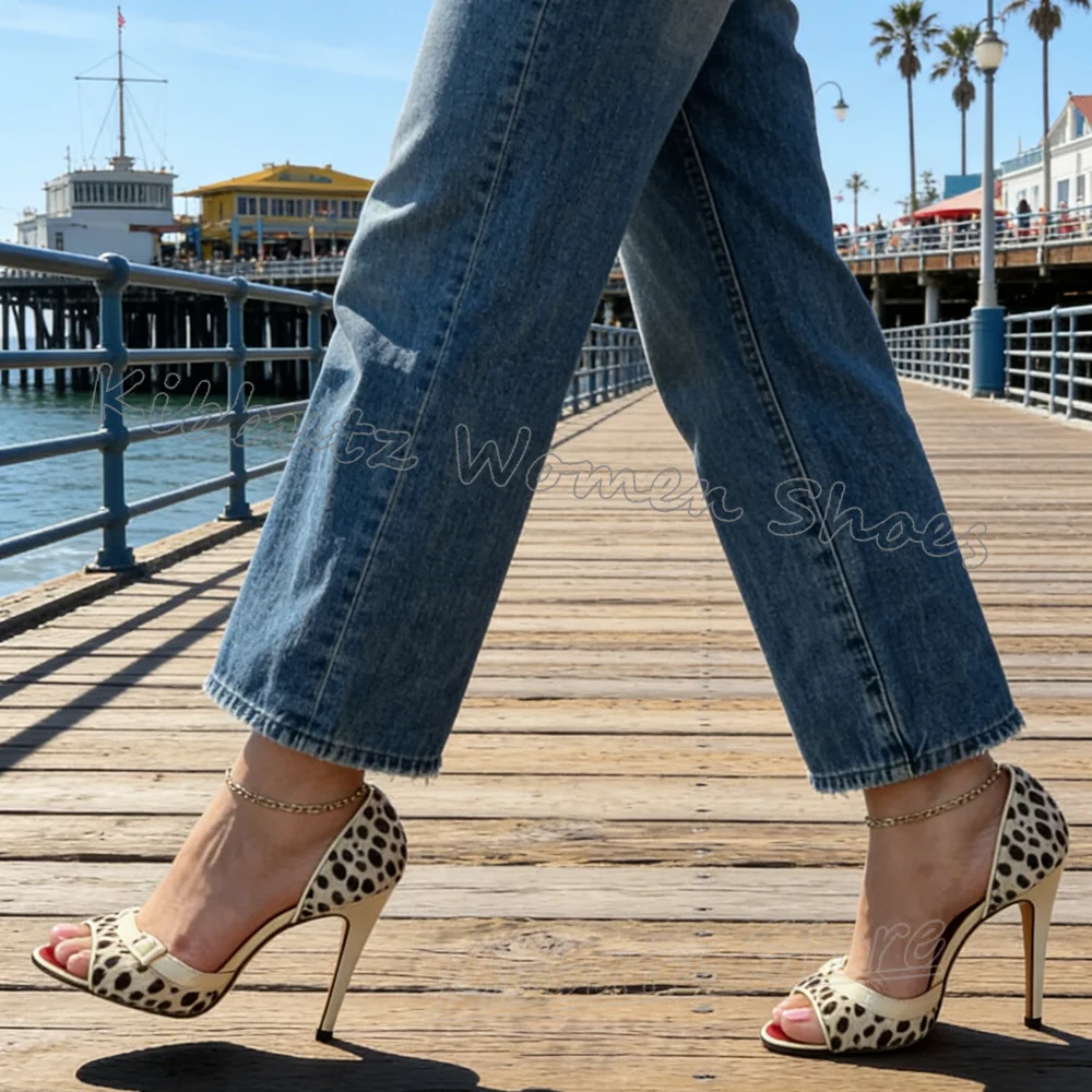 Новые женские туфли-мюли Leopord с пряжкой, на тонком каблуке, с круглым носком, из кожи, разноцветные, для вечеринок и свадеб, модные, люксовые
Новые женские туфли-мюли Leopord с пряжкой, на тонком каблуке, с круглым носком, из кожи, разноцветные, для вечеринок и свадеб, модные, люксовые