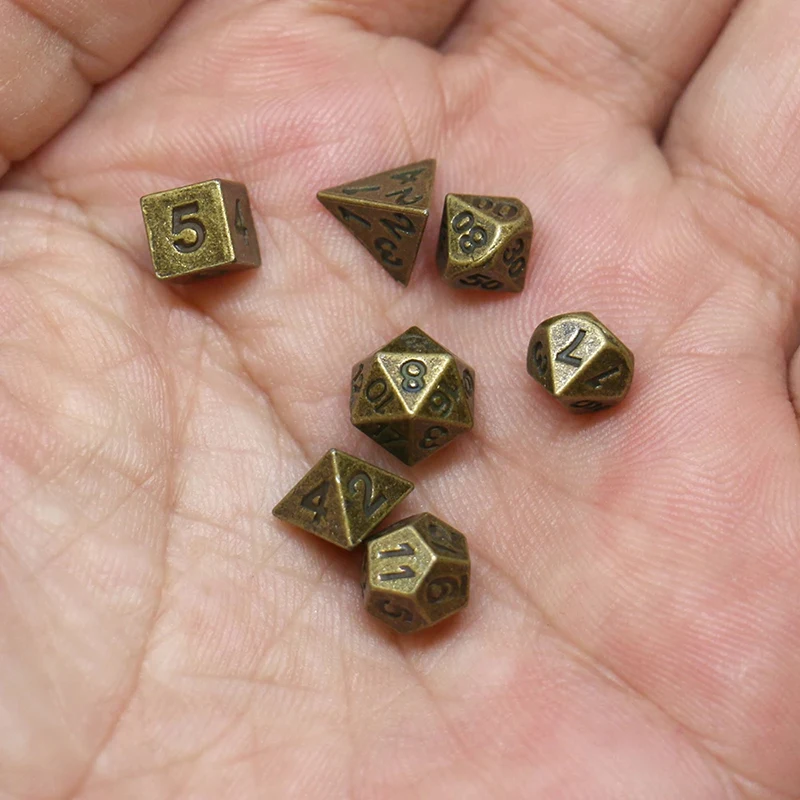 7pcs/set Metal Mini Archaized Party Board Game Dice Polyhedral Table Game Dice Role-Playing Dice Game Accessories
7pcs/set Metal Mini Archaized Party Board Game Dice Polyhedral Table Game Dice Role-Playing Dice Game Accessories