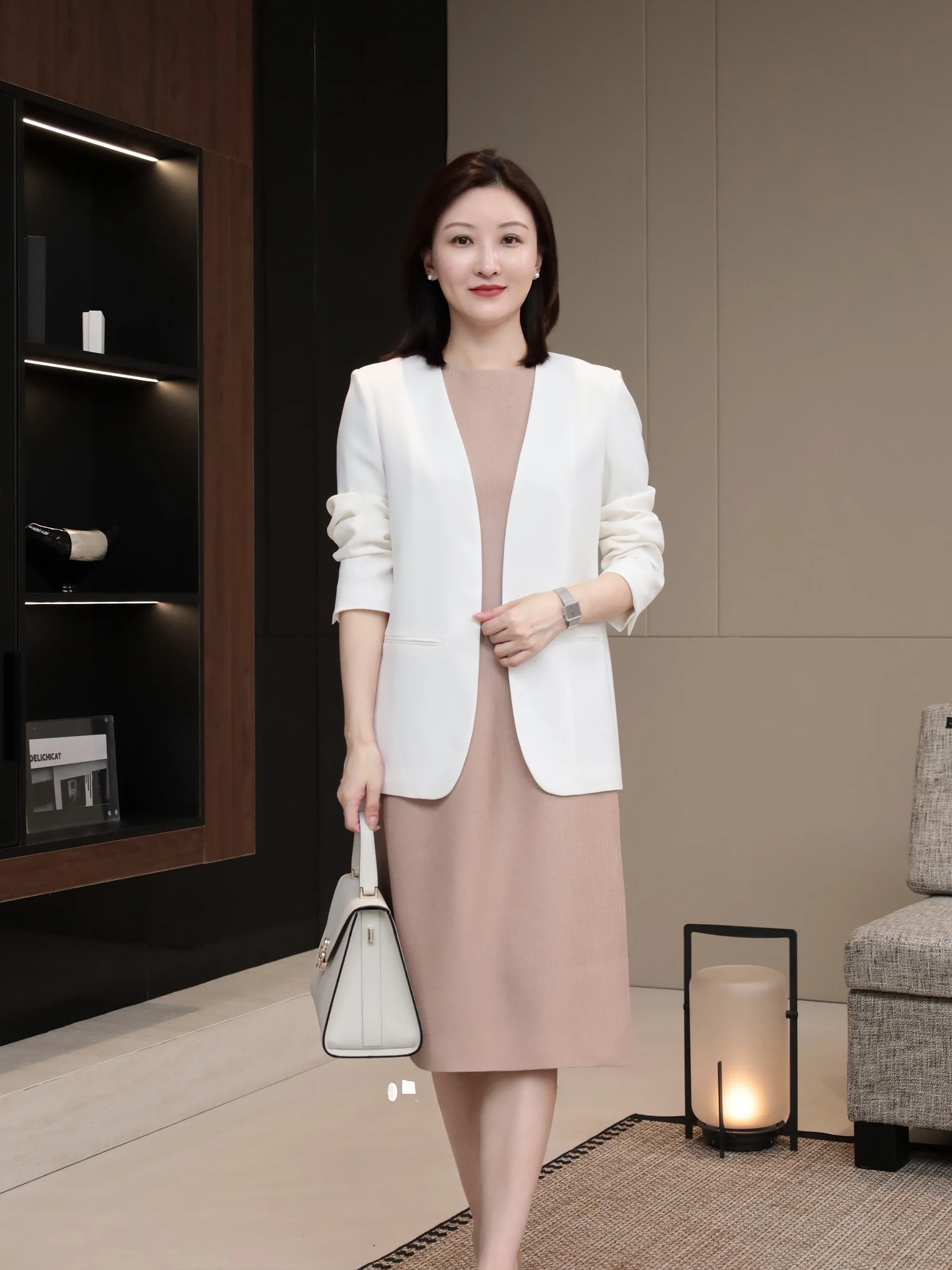 CHI Cloud Passage Simple Elegance Acetate Anti-Wrinkle Spring Summer Commute Suit Women's Straight Leg Long Sve
CHI Cloud Passage Simple Elegance Acetate Anti-Wrinkle Spring Summer Commute Suit Women's Straight Leg Long Sve