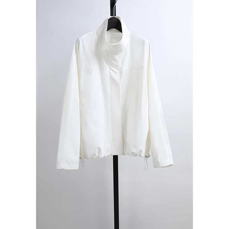 Повседневная женская куртка Awei Clothing из новой весенней коллекции 2026 года с эластичным низом и воротником-стойкой
Повседневная женская куртка Awei Clothing из новой весенней коллекции 2026 года с эластичным низом и воротником-стойкой