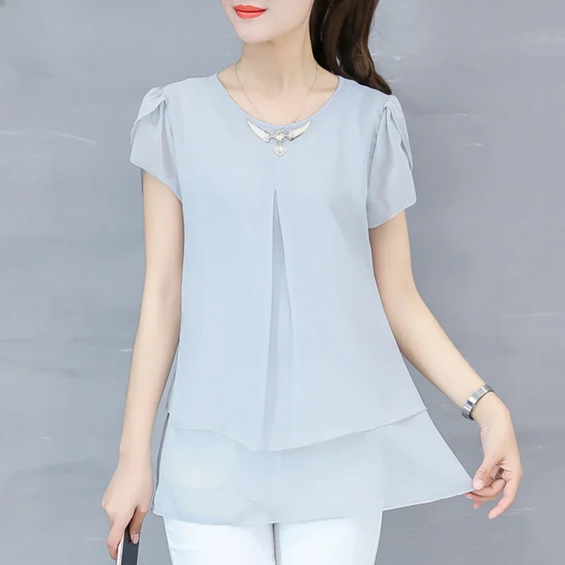 Woman Top Blouses Shirts New Summer Elegant Chiffon Blouse O-Neck Butterfly Sleeve Women's Shirt Femininas Casual Loose Z164
Woman Top Blouses Shirts New Summer Elegant Chiffon Blouse O-Neck Butterfly Sleeve Women's Shirt Femininas Casual Loose Z164