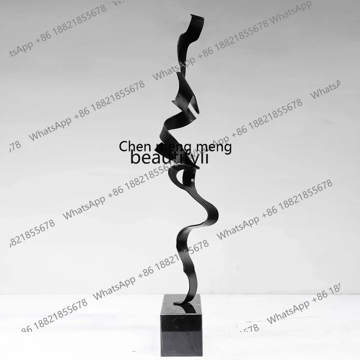 32Metal sculpture ornament hotel large floor art soft decoration light luxury living room decoration
32Metal sculpture ornament hotel large floor art soft decoration light luxury living room decoration