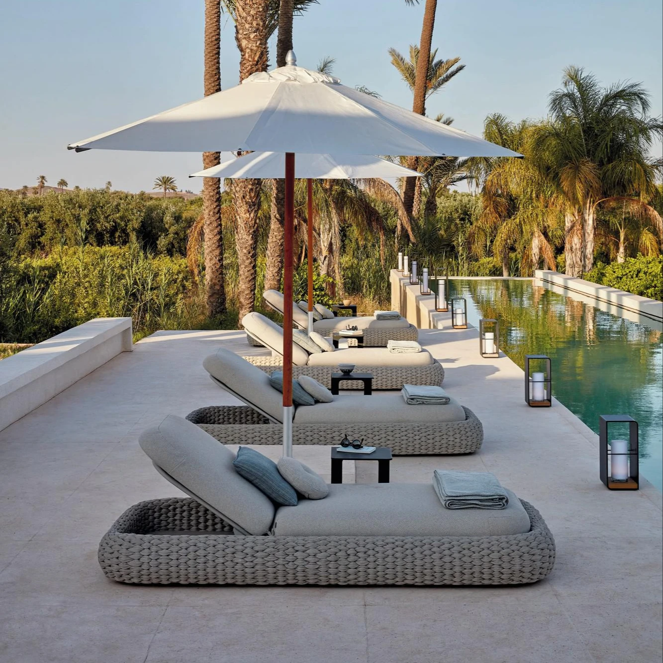 Outdoor Supplier Bed Rope Chaise Aluminum Club Sunbed Wicker Beach Sun Lounger
Outdoor Supplier Bed Rope Chaise Aluminum Club Sunbed Wicker Beach Sun Lounger