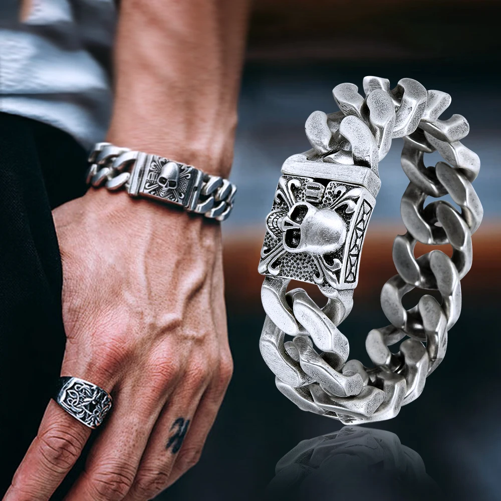 20mm Big and Heavy Chunky Cuban Chain Bracelet Men With Devil Ghost Skull Charm Vintage Magical Jewelry Best Gift For Friends
20mm Big and Heavy Chunky Cuban Chain Bracelet Men With Devil Ghost Skull Charm Vintage Magical Jewelry Best Gift For Friends