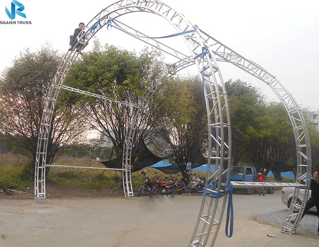 Easy Aluminum Truss System Spigot Outdoor Events Truss With 1000kg Load Capacity Modular Design & Quick Installation
Easy Aluminum Truss System Spigot Outdoor Events Truss With 1000kg Load Capacity Modular Design & Quick Installation