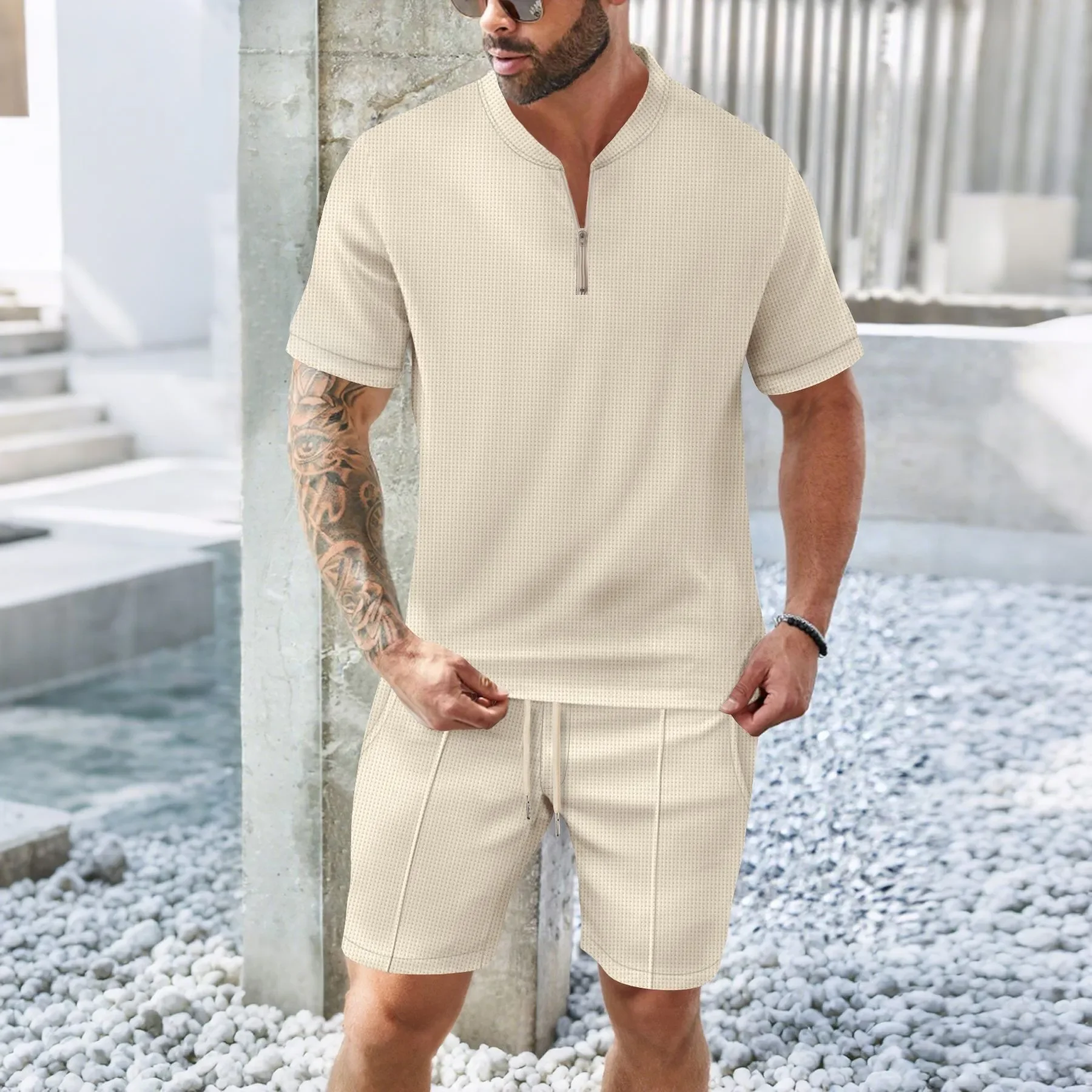 Two sets of 2026 summer new European and American men's casual waffle style solid color stand up collar short sleeved shorts
Two sets of 2026 summer new European and American men's casual waffle style solid color stand up collar short sleeved shorts