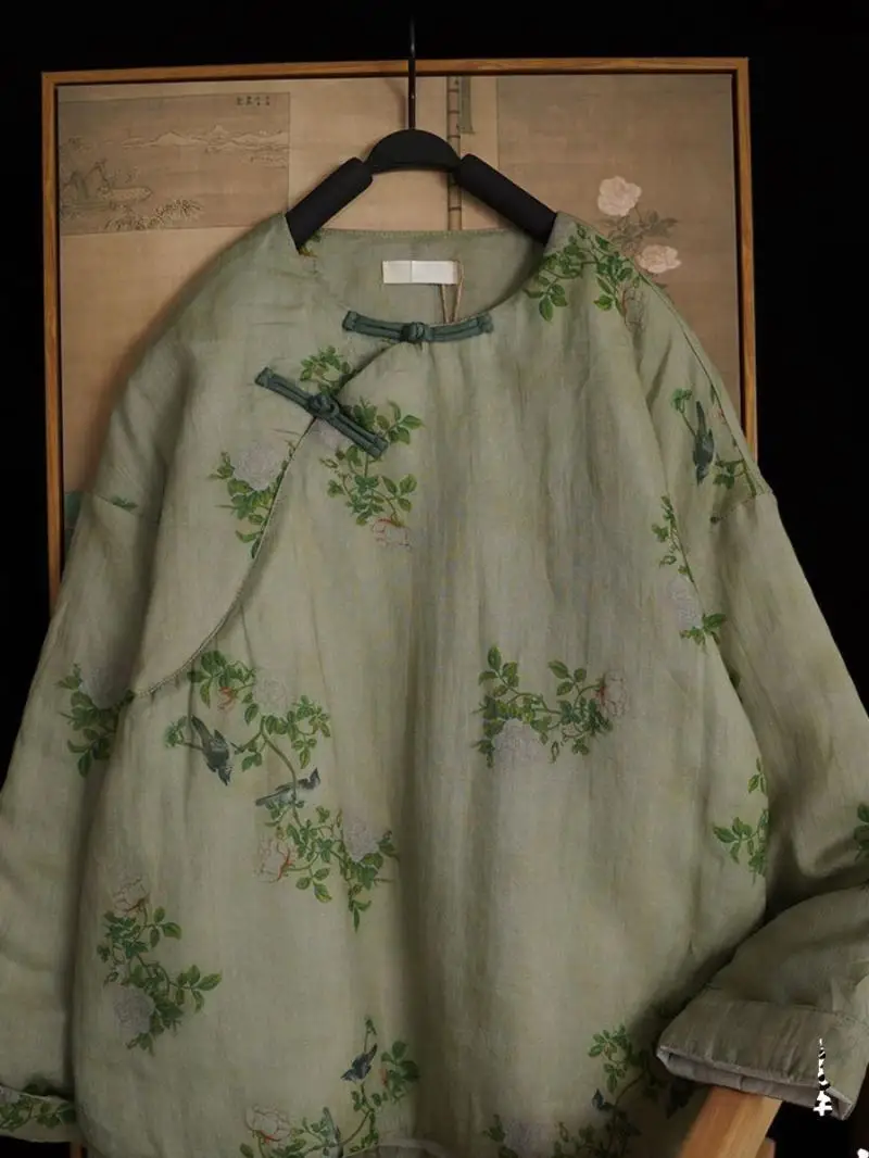 2025 New Winter Ramie Print Jacket Women Chinese Style Retro Round Neck Buckle Cotton Padded Short Female Clothes Outwear
2025 New Winter Ramie Print Jacket Women Chinese Style Retro Round Neck Buckle Cotton Padded Short Female Clothes Outwear