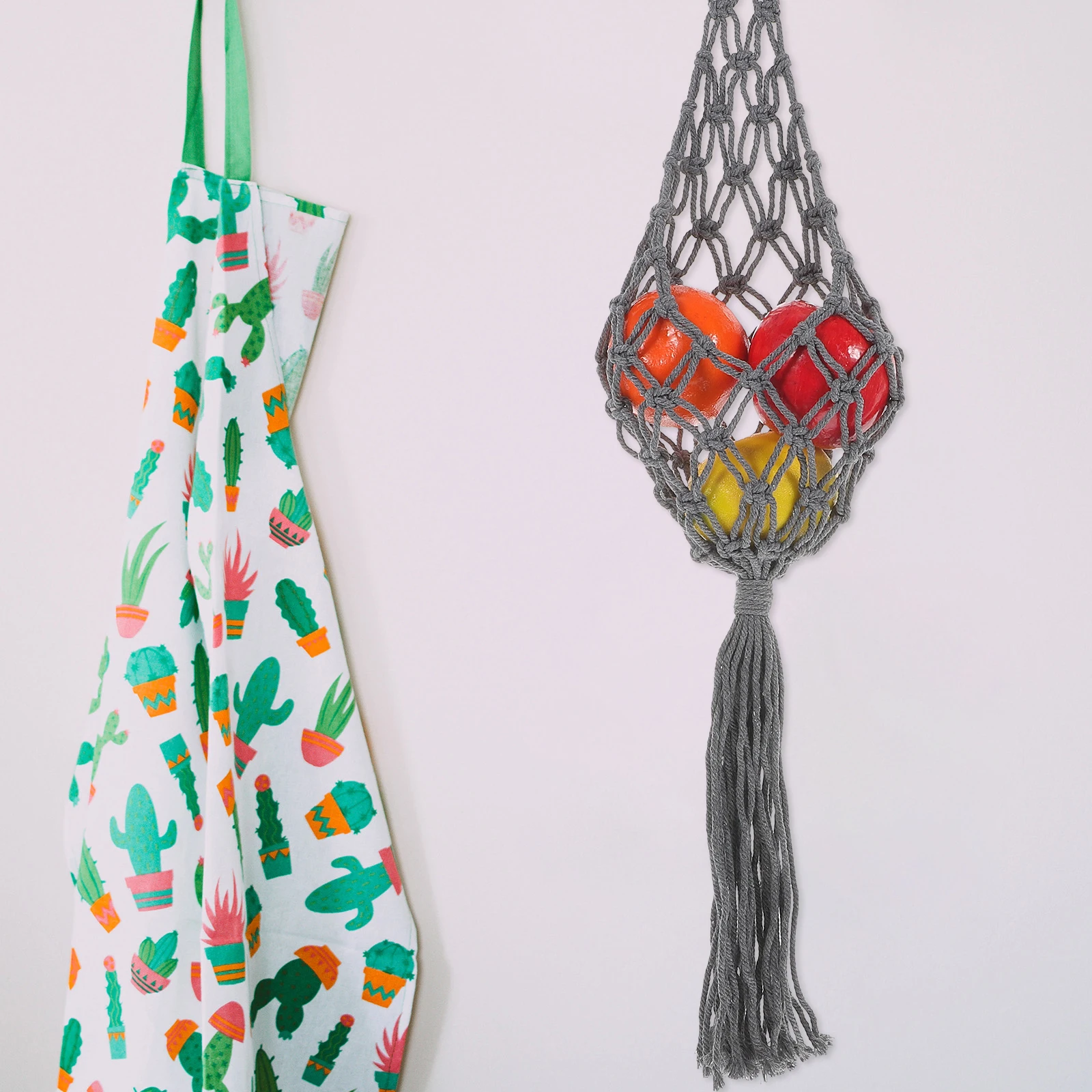 Breathable Mesh Produce Bag Reusable Grocery Pouch Large Storage Vegetable Fruit Storage Bag Compact Lightweight Foldable Onion
Breathable Mesh Produce Bag Reusable Grocery Pouch Large Storage Vegetable Fruit Storage Bag Compact Lightweight Foldable Onion