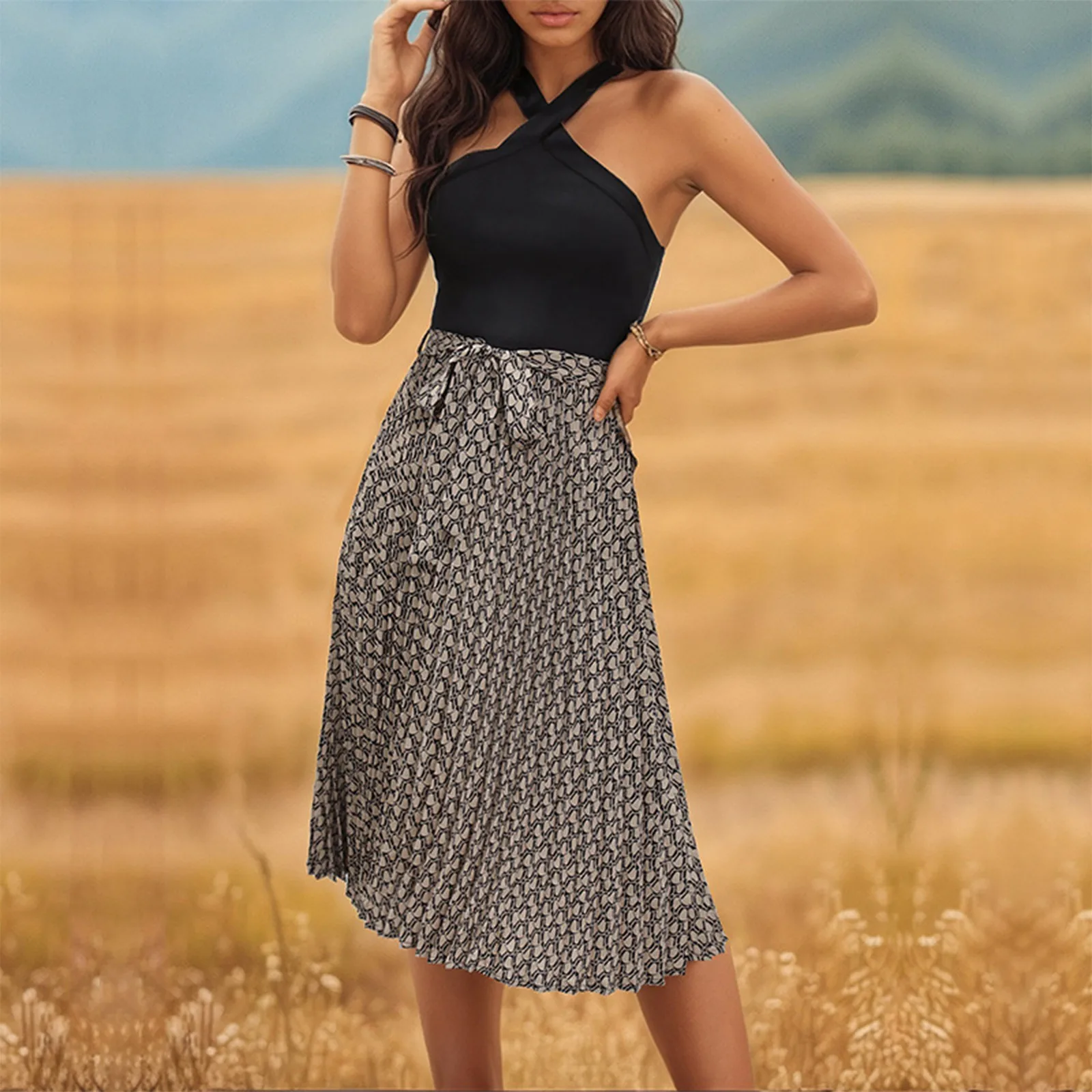 Women Summer Casual Dress Color Block Cross Neck Sleeveless Midi Dress Waist Lace Up Backless A-line Dress Female Sundress
Women Summer Casual Dress Color Block Cross Neck Sleeveless Midi Dress Waist Lace Up Backless A-line Dress Female Sundress