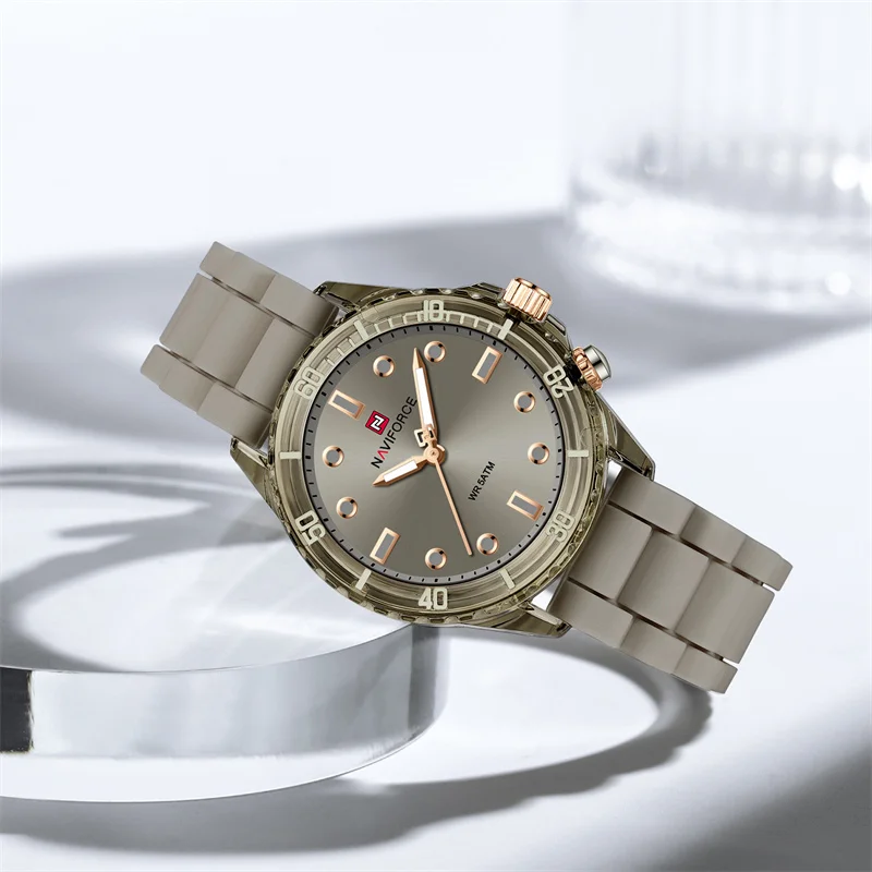 Top Brand NAVIFORCE 2025 Watches for Women Quartz 50M Waterproof Ladies Clock Casual Luxury Casual Silica Band Female Wristwatch
Top Brand NAVIFORCE 2025 Watches for Women Quartz 50M Waterproof Ladies Clock Casual Luxury Casual Silica Band Female Wristwatch