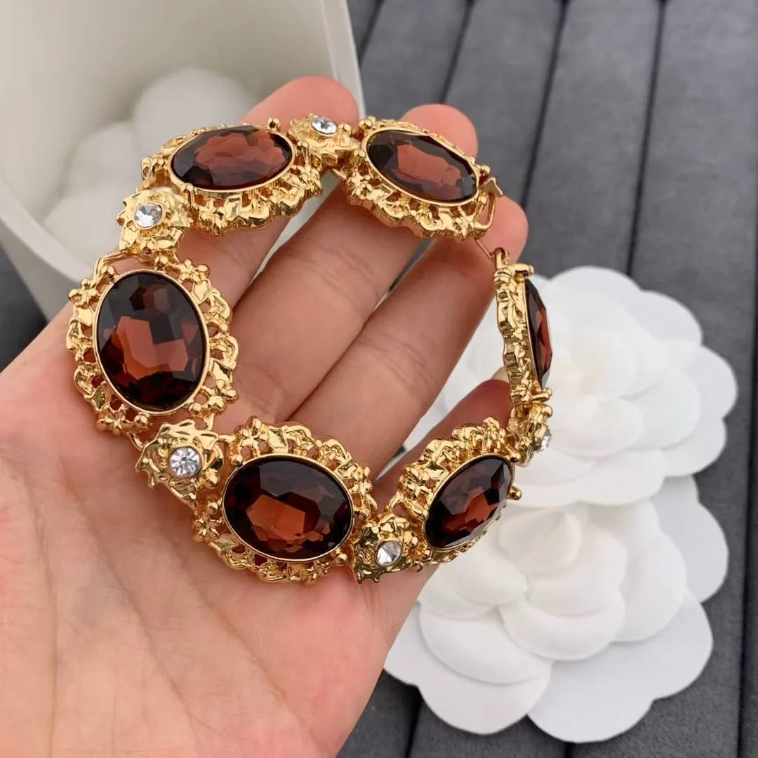 Vintage Temperament Cuban style Elliptical wine red gemstone Bracelet for women's girl gift part Jewelry accessories
Vintage Temperament Cuban style Elliptical wine red gemstone Bracelet for women's girl gift part Jewelry accessories