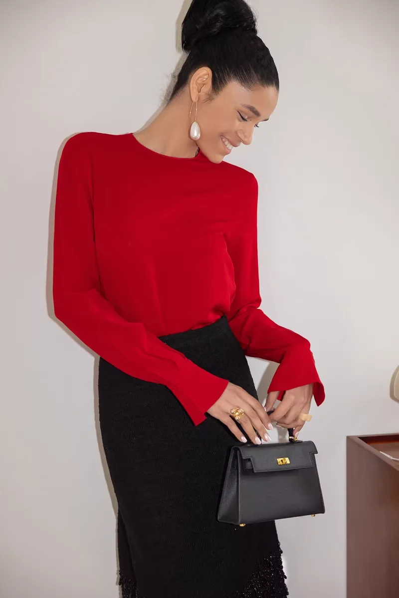 2026 Spring Women Shirts Sexy Ladies Red Silk Blouse Fashion Chiffon Straight Top Chiffon
2026 Spring Women Shirts Sexy Ladies Red Silk Blouse Fashion Chiffon Straight Top Chiffon