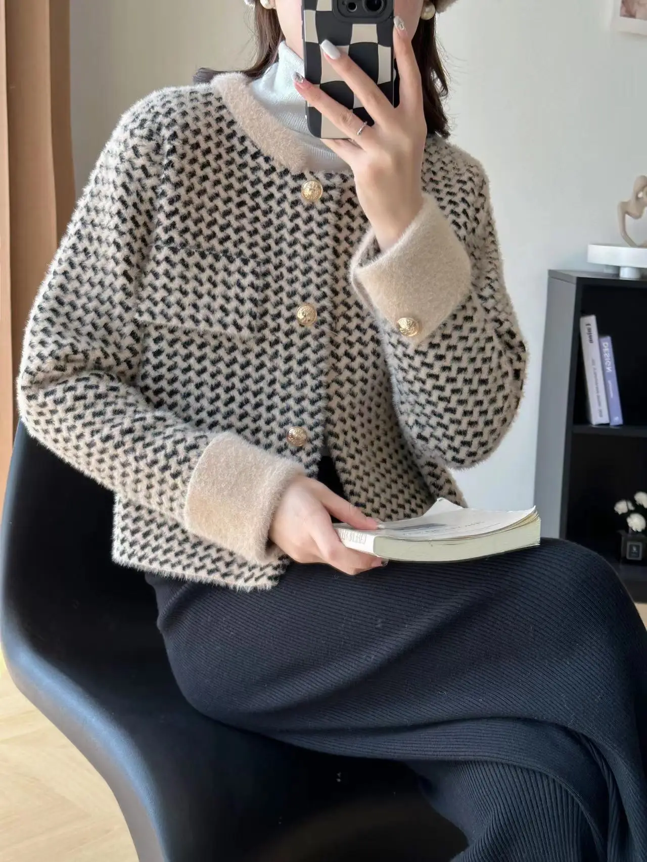 Tweed Jacket Overcoat Oversize Womens Spring Detachable Adjustable Lady Petite Elastic Vintage Elegant Prints Minimalist Stylish
Tweed Jacket Overcoat Oversize Womens Spring Detachable Adjustable Lady Petite Elastic Vintage Elegant Prints Minimalist Stylish