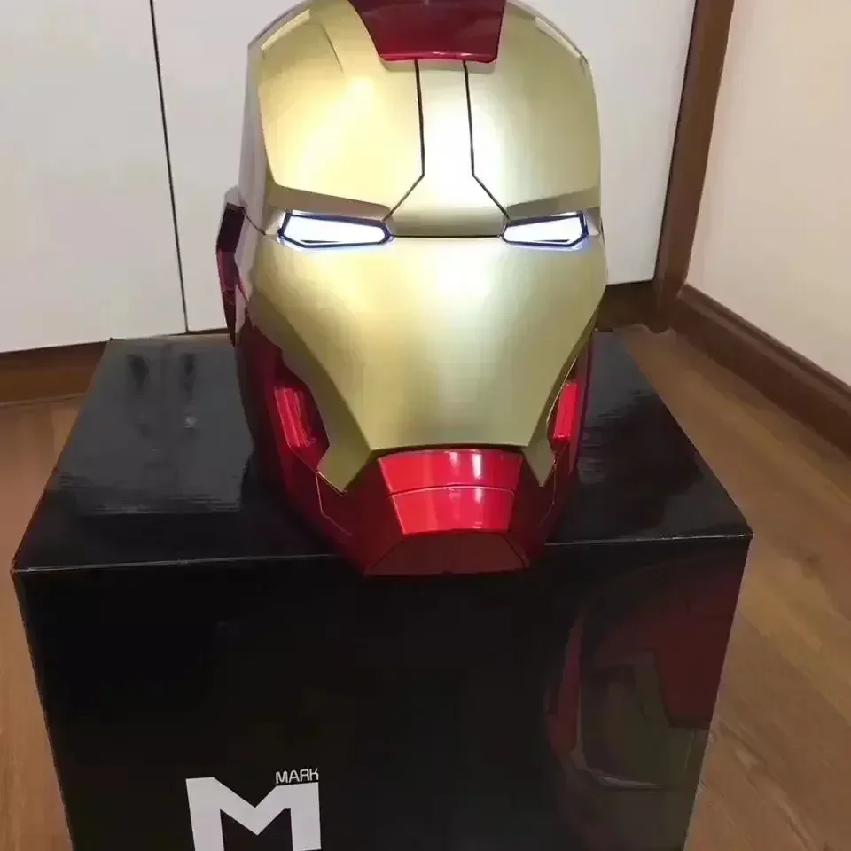 НОВИНКА шлем Marvel Мстители Железный человек для косплея 1:1 искусственная Светодиодная лампа из ПВХ смешная экшн-фигурка игрушки для детей и взрослых Рождественский подарок
НОВИНКА шлем Marvel Мстители Железный человек для косплея 1:1 искусственная Светодиодная лампа из ПВХ смешная экшн-фигурка игрушки для детей и взрослых Рождественский подарок