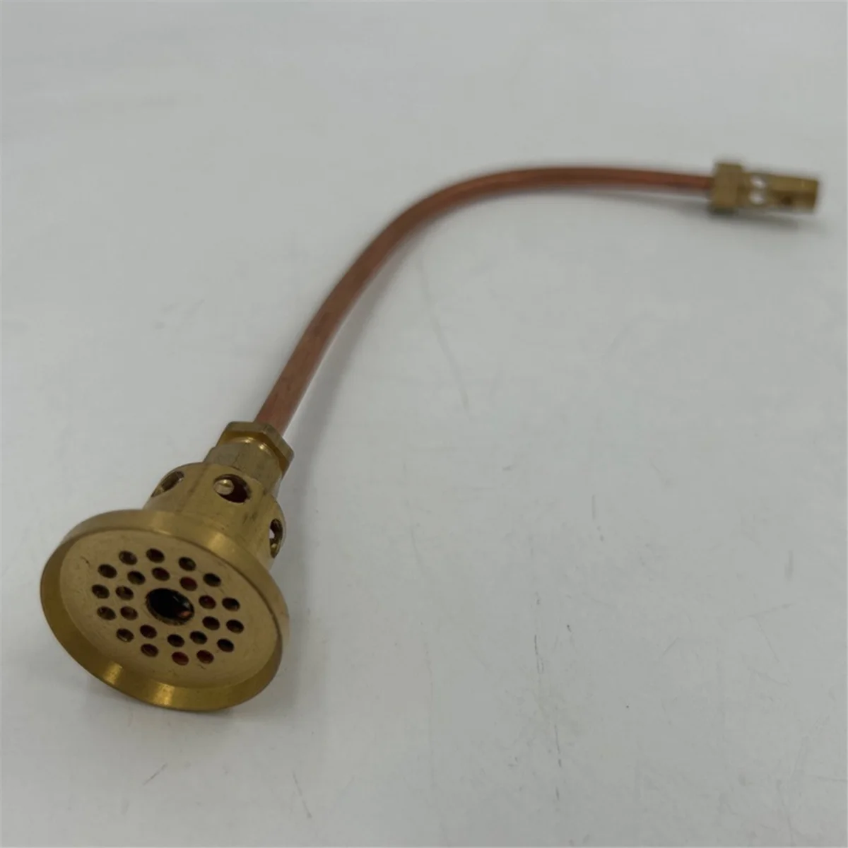 A002 Universal Gas Stove Energy-Saving Burner Pipe Stove Copper Energy-Saving Burner Gas Gas Stove Accessories
A002 Universal Gas Stove Energy-Saving Burner Pipe Stove Copper Energy-Saving Burner Gas Gas Stove Accessories