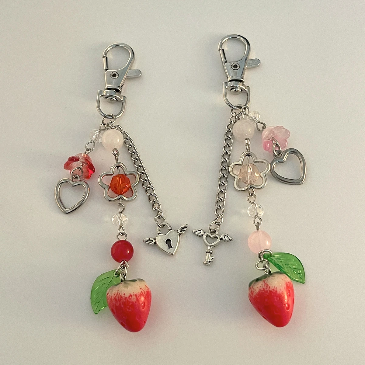 Lacteo Romantic Trendy Alloy Imitation Crystal Acrylic Key Chain Woman Heart Shaped Wing Strawberry Pendant Key Chain Jewelry
Lacteo Romantic Trendy Alloy Imitation Crystal Acrylic Key Chain Woman Heart Shaped Wing Strawberry Pendant Key Chain Jewelry