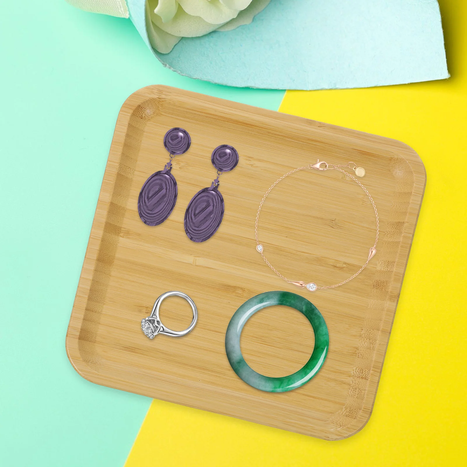 Bamboo Trinket Tray Jewelry Display Dish Durable Compact Decorative Tray For Keys Ring Nightstand Entryway Small Space
Bamboo Trinket Tray Jewelry Display Dish Durable Compact Decorative Tray For Keys Ring Nightstand Entryway Small Space