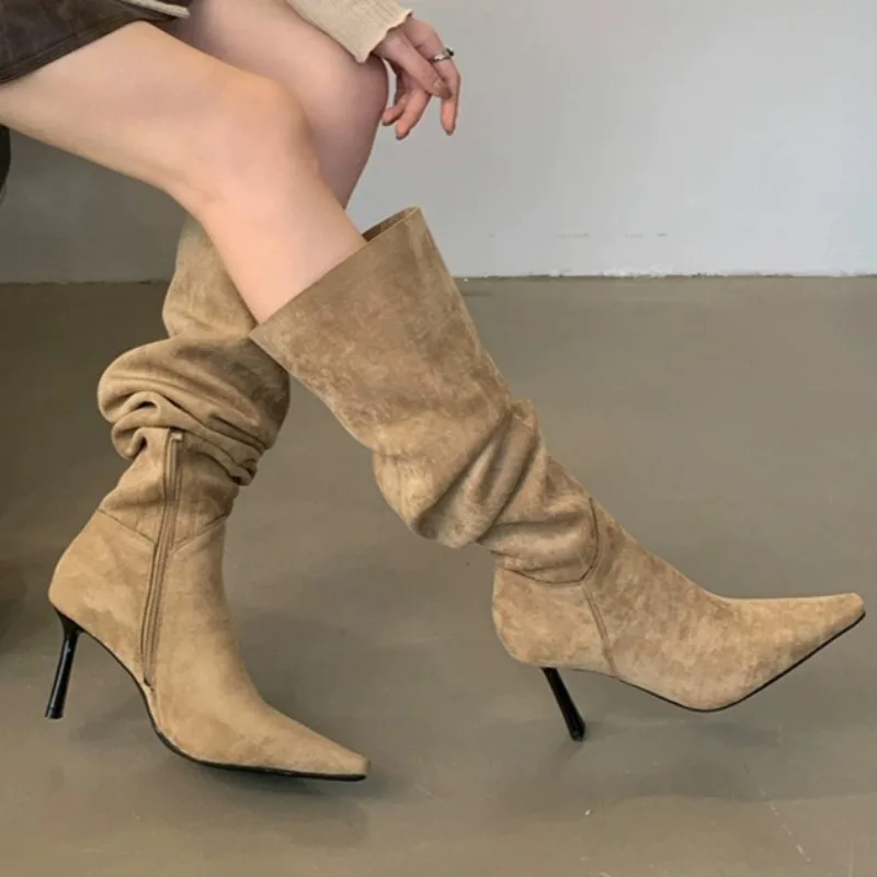 2025 Autumn New Style Fashion Pleated Designer High Heels Outdoor Office Womens Mid-calf Boots Elegant Party Chelsea Boots 35-40
2025 Autumn New Style Fashion Pleated Designer High Heels Outdoor Office Womens Mid-calf Boots Elegant Party Chelsea Boots 35-40