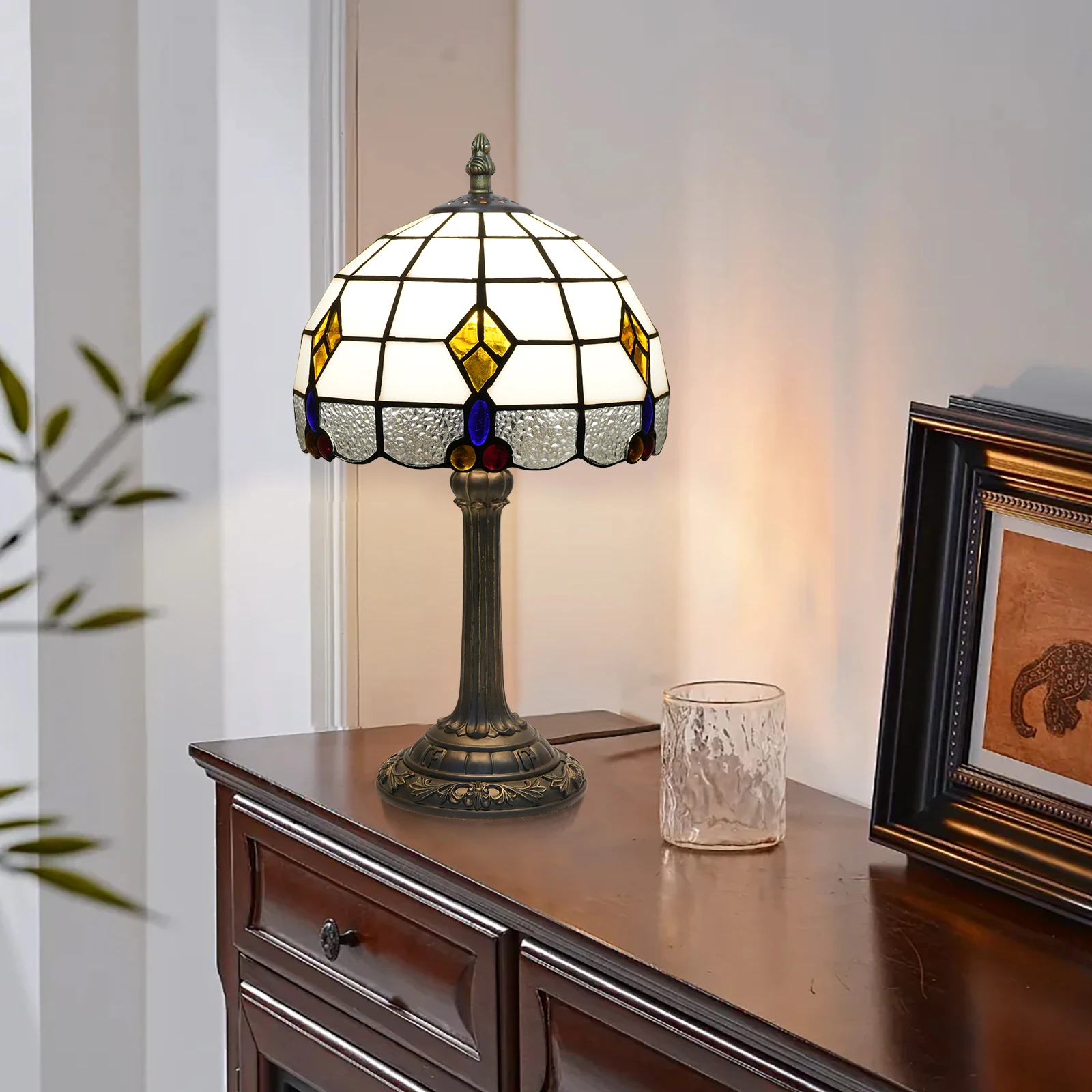 Stained Glass Table Lamp, Classical white modern Style Reading Light for Bedroom, Living Room and Office Decor Lampara Salon
Stained Glass Table Lamp, Classical white modern Style Reading Light for Bedroom, Living Room and Office Decor Lampara Salon