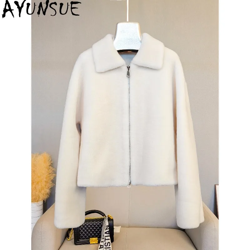 AYUNSUE Women's 100% Wool Coats Loose Lapel Shearling Jackets for Woman Korean Long Sleeve Tops Woman Clothes Winter Casaco
AYUNSUE Women's 100% Wool Coats Loose Lapel Shearling Jackets for Woman Korean Long Sleeve Tops Woman Clothes Winter Casaco