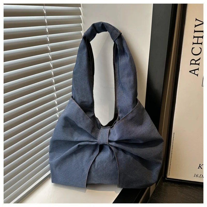 Sweet Bowknot Design Women's Denim Shoulder Bags Commuter Thread Ladies Handbags Casual Lightweight Female Underarm Tote Bag
Sweet Bowknot Design Women's Denim Shoulder Bags Commuter Thread Ladies Handbags Casual Lightweight Female Underarm Tote Bag