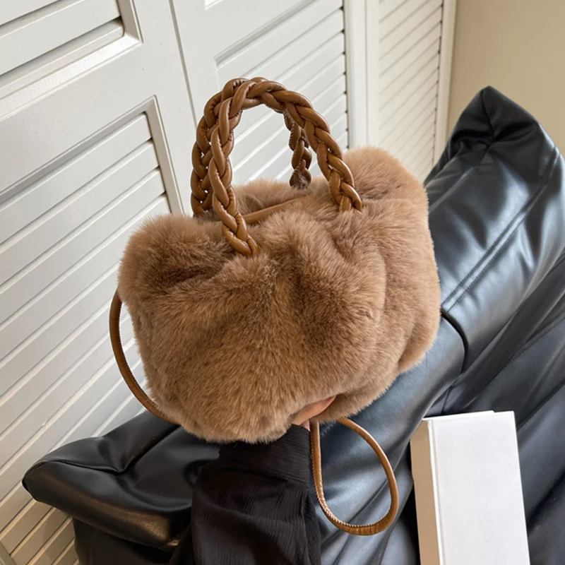 Winter Fashion Soft Plush Women's Shoulder Bag Ladies Clutch Purse Small Handbag Female Crossbody Bag
Winter Fashion Soft Plush Women's Shoulder Bag Ladies Clutch Purse Small Handbag Female Crossbody Bag