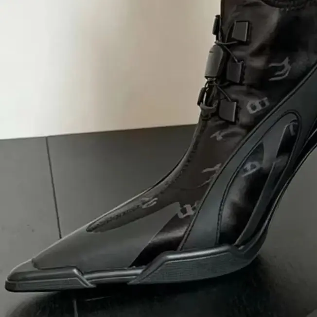 Pointed Toe Sock Boots Stretchy Knit Upper Clear Heel Non Slip Comfortable Cushioned Supportive Lightweight Breathable Shoes
Pointed Toe Sock Boots Stretchy Knit Upper Clear Heel Non Slip Comfortable Cushioned Supportive Lightweight Breathable Shoes