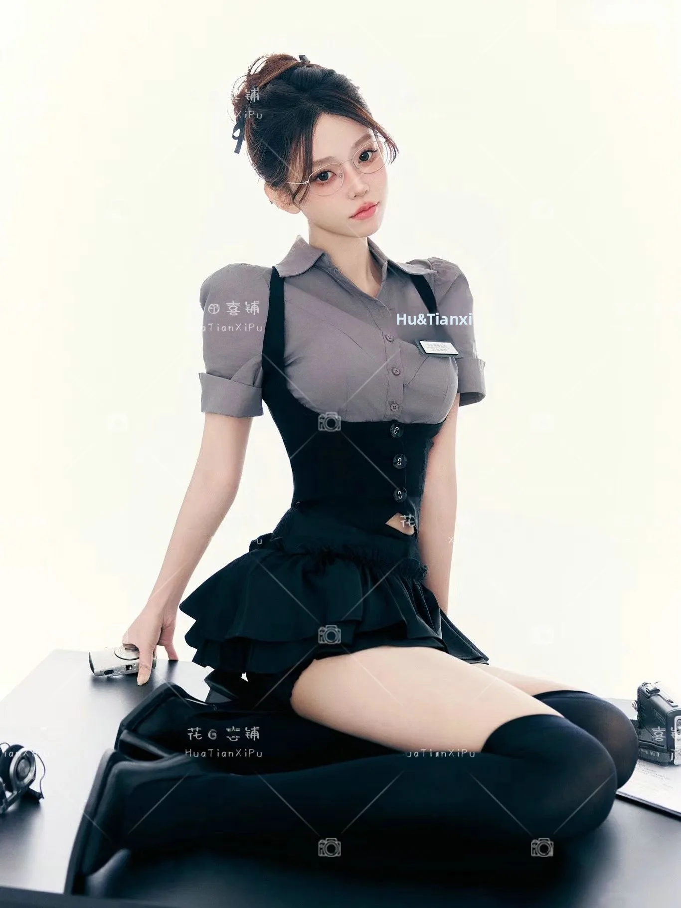Новый стиль: Корейская школьная форма для фотосессий, художественный портретный костюм для девочек в стиле Pure Desire
Новый стиль: Корейская школьная форма для фотосессий, художественный портретный костюм для девочек в стиле Pure Desire