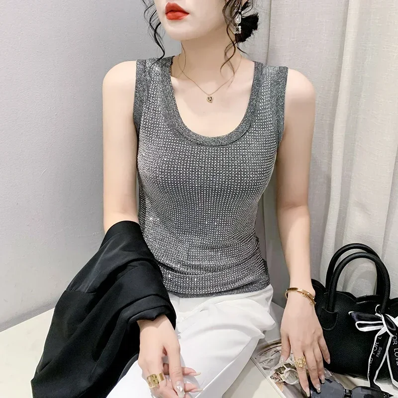 New Women's Short Sleeved Sparkling Vest,fashionable and Sexy Sparkling All Diamond,Y2K Top, Handmade T-shirt, European Clothing
New Women's Short Sleeved Sparkling Vest,fashionable and Sexy Sparkling All Diamond,Y2K Top, Handmade T-shirt, European Clothing