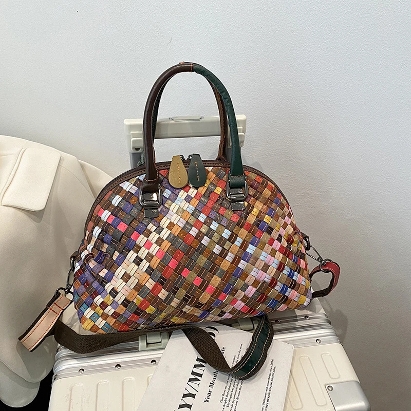 Colorful Genuine Leather Woven Bag New Fashion Design Luxury High-grade Striped Versatile Shell Bag Women Shoulder Messenger Bag
Colorful Genuine Leather Woven Bag New Fashion Design Luxury High-grade Striped Versatile Shell Bag Women Shoulder Messenger Bag