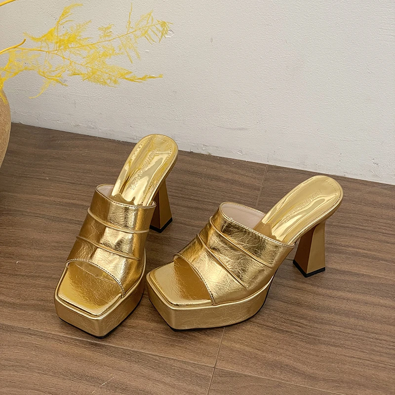2026 Summer Square Waterproof Platform Thick Heel Sandals for Women - Outerwear Style - High Single Upright Heel Slippers
2026 Summer Square Waterproof Platform Thick Heel Sandals for Women - Outerwear Style - High Single Upright Heel Slippers
