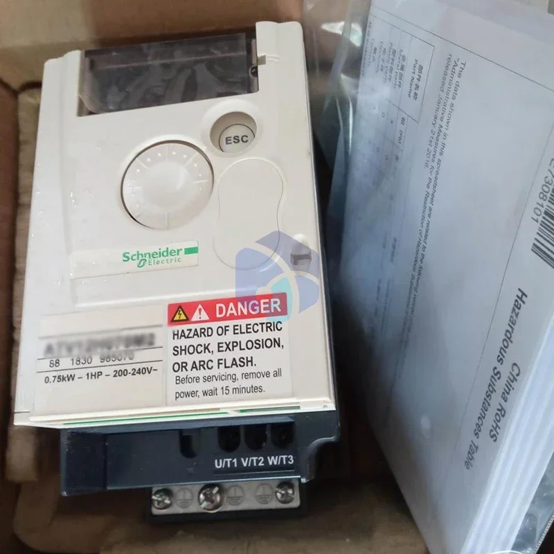 Преобразователь частоты 2026 ATV12HU22M2, инвертор Modicon
Преобразователь частоты 2026 ATV12HU22M2, инвертор Modicon