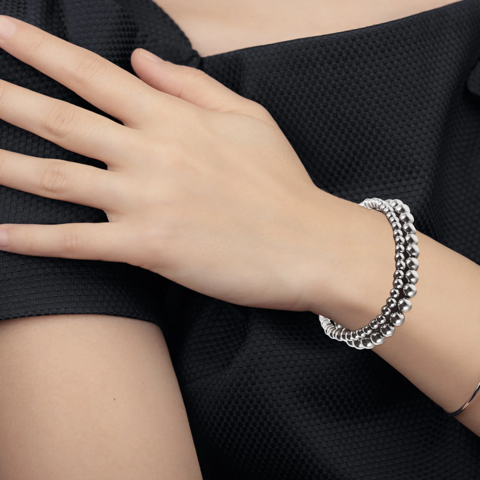 2Pcs Steel Ball Bracelet Beaded Bracelets for Girls Titanium Elastic Stackable 4mm 6mm Round Women Accessories Jewelry
2Pcs Steel Ball Bracelet Beaded Bracelets for Girls Titanium Elastic Stackable 4mm 6mm Round Women Accessories Jewelry