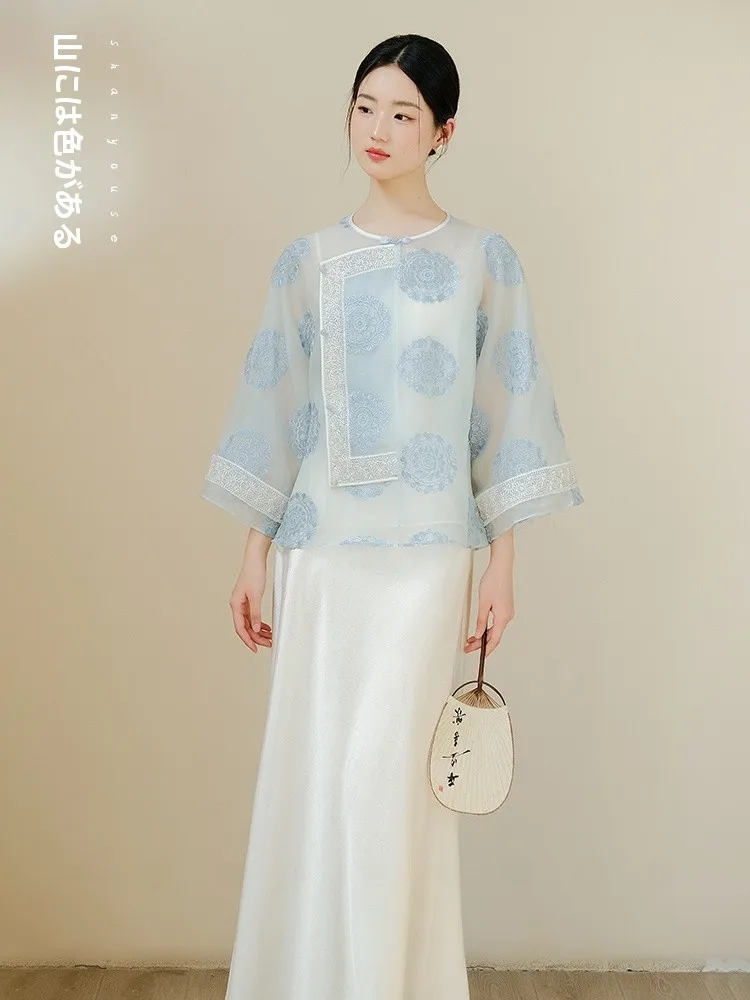 Новый женский топ Ele Silk в китайском стиле: легкий, роскошный, летний, модный, с круглым вырезом, рукав 3/4
Новый женский топ Ele Silk в китайском стиле: легкий, роскошный, летний, модный, с круглым вырезом, рукав 3/4