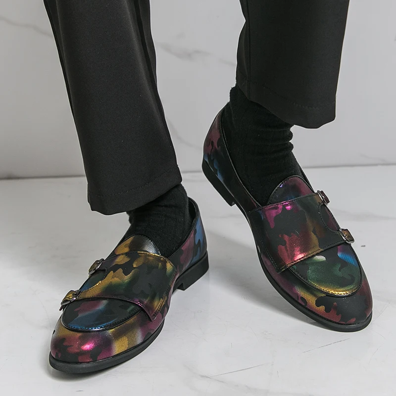 Мужские лоферы с двойной пряжкой из искусственной кожи, на низком каблуке, удобные и модные, в стиле ретро, классические деловые туфли
Мужские лоферы с двойной пряжкой из искусственной кожи, на низком каблуке, удобные и модные, в стиле ретро, классические деловые туфли